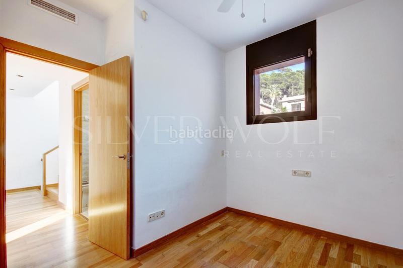 Foto 8d50a7c4-ce52-47b7-83cb-0c62afb77428. Towny house with heating parking pool in les botigues de Sitges Sitges