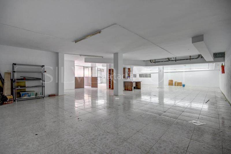 Foto 354b692f-884d-4c4e-a888-a534fc089675. Locale commerciale in Vilanova del Vallès