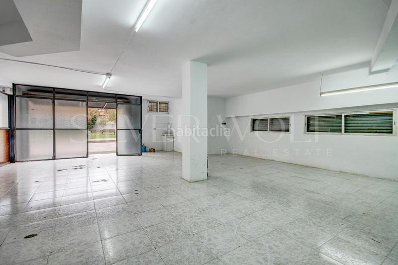 Foto 4cc994be-4971-4fc9-a59a-c1ba35ba16e5. Locale commerciale in Vilanova del Vallès