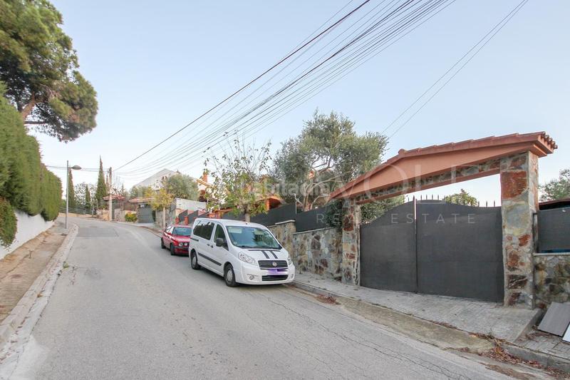 Foto 2565e182-4837-4114-b719-be5e43c8a021. Maison avec chauffage parking piscine dans Sant Fost de Campsentelles