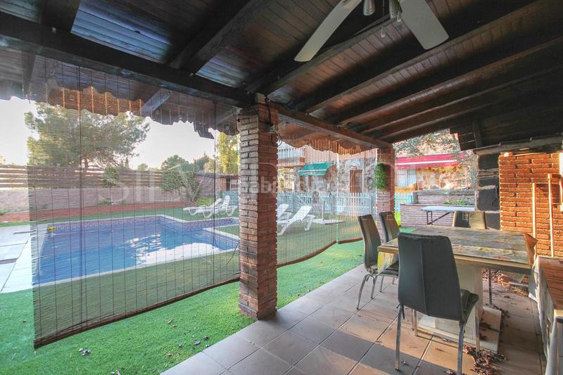 Foto c2e9223d-2027-4d74-8afb-659d0dd630b7. Maison avec chauffage parking piscine dans Sant Fost de Campsentelles