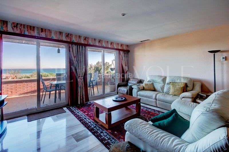 Foto 42bca94f-661c-4953-a997-26a31aed28d8. Àtic amb calefacció aparcament piscina a les botigues de Sitges Sitges