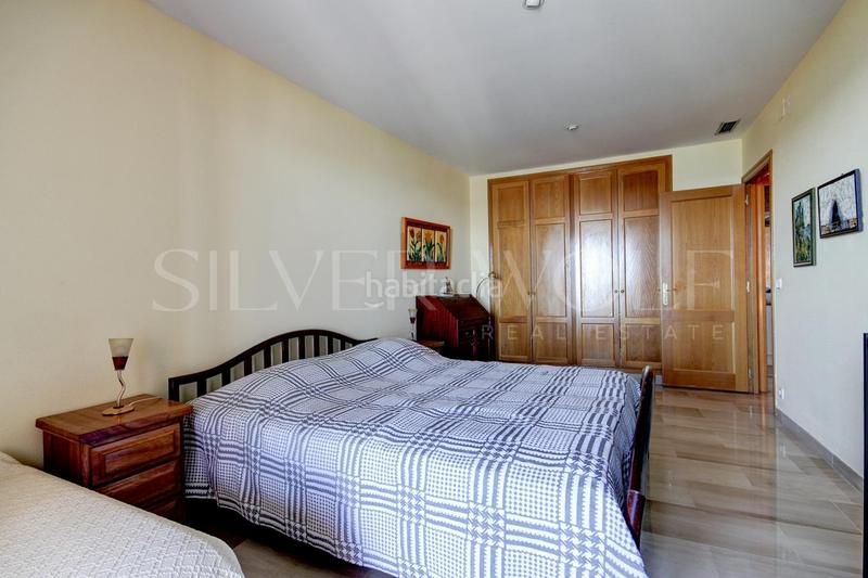 Foto d896cf60-46f3-4011-82b3-0ba471d2fcc0. Àtic amb calefacció aparcament piscina a les botigues de Sitges Sitges