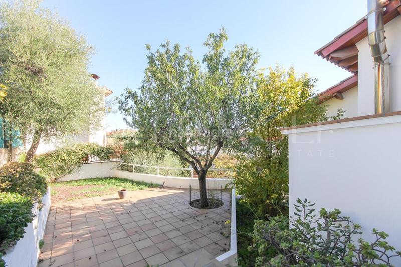 Foto 0ae96cd8-d433-41c6-8023-e407a6a76a6d. Maison avec chauffage dans Montmar Castelldefels