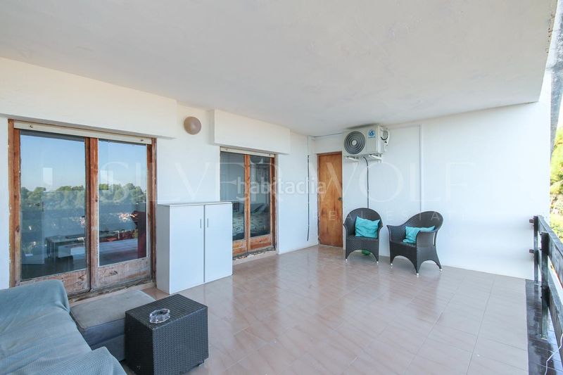 Foto 442d6f2b-77ee-4cd4-92ad-e7ca0eedc35a. Casa amb calefacció aparcament piscina a Montmar Castelldefels