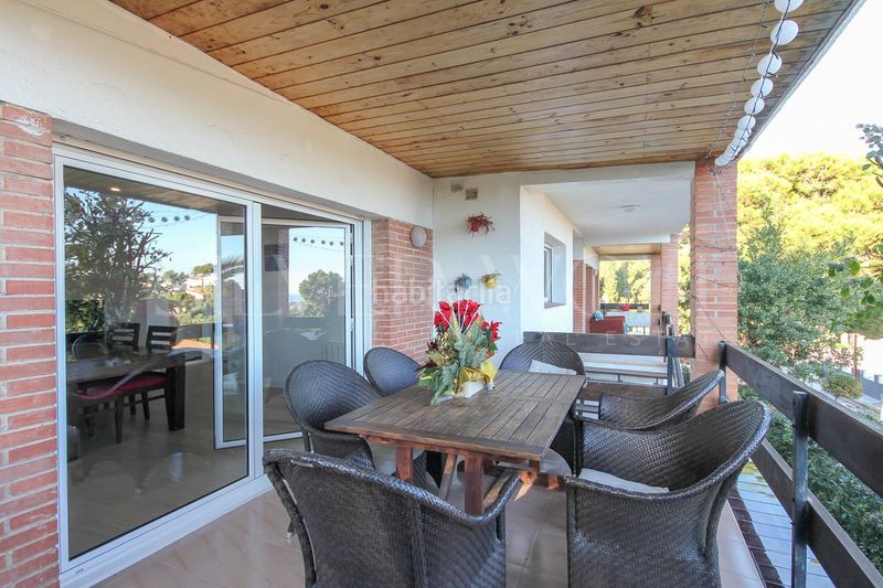 Foto a3ffe60a-0def-4494-92ca-8cff28eb3391. Casa amb calefacció aparcament piscina a Montmar Castelldefels
