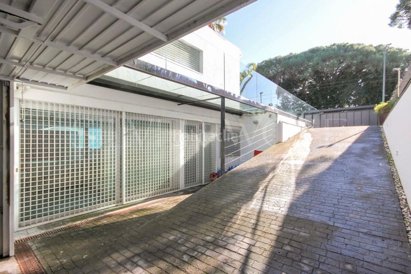 Foto de3e43d3-ee30-4662-b1b2-a90e6382200c. Casa amb calefacció aparcament piscina a La Pineda Castelldefels