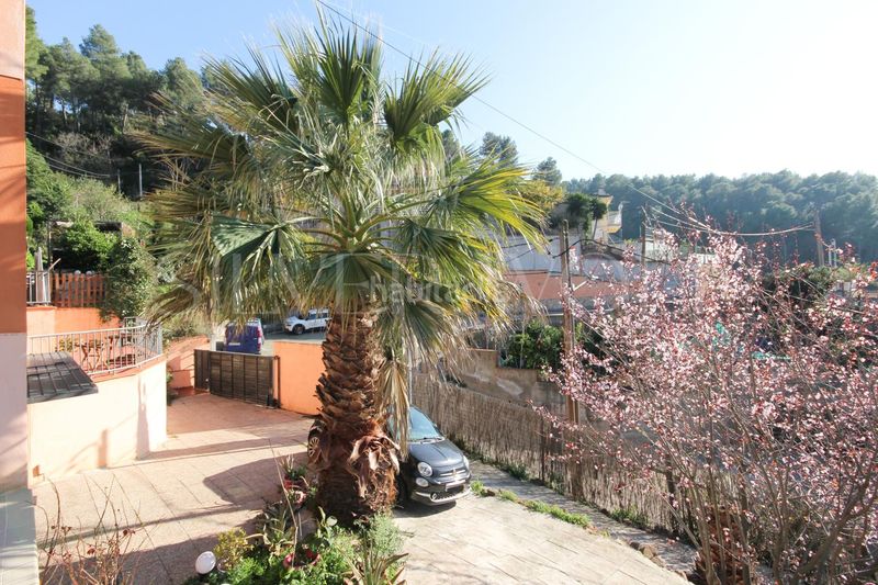 Foto 1769245d-9221-486b-9e39-093d314c401c. Casa amb calefacció aparcament piscina a Cervelló