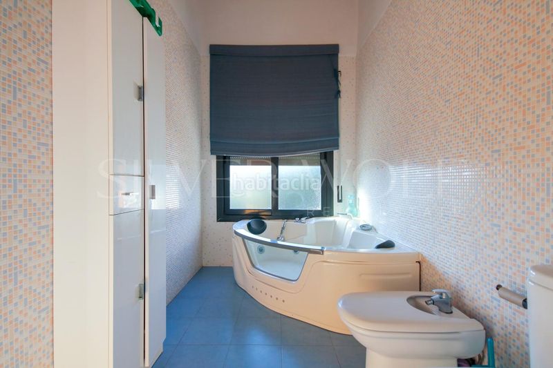 Foto fdf8ae26-b1c4-4206-a1d6-4f95b1ce7219. Casa amb calefacció aparcament piscina a Cervelló