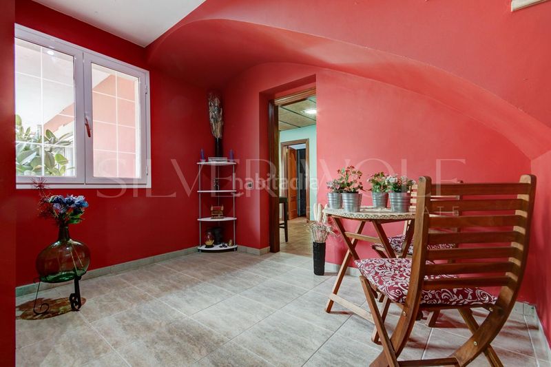 Foto 185f8873-118e-4a21-9d66-4bf659f2e4ea. Casa amb calefacció aparcament piscina a Cervelló