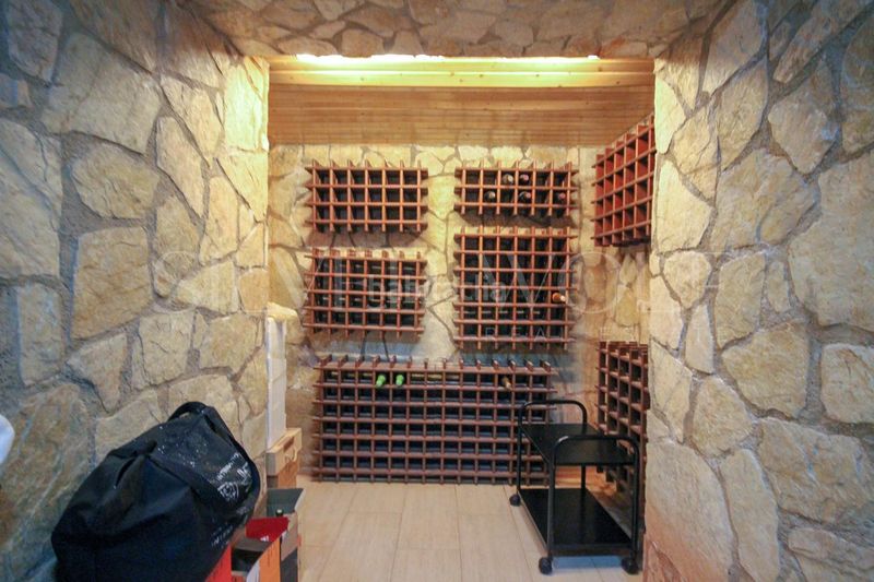 Foto 39b5036b-d6b5-4e99-9c76-39c28d8c6cd6. Casa amb calefacció aparcament piscina a Cervelló