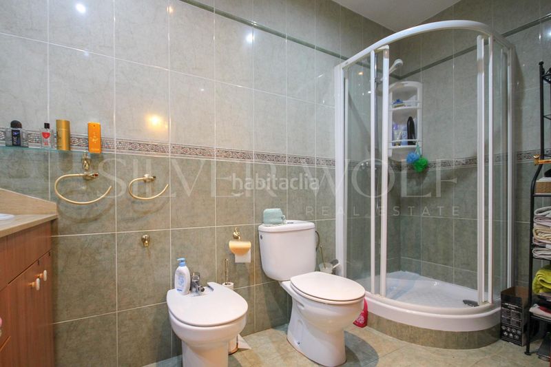 Foto c40a777c-d19c-4ec7-b9ad-2a52eb2fce1c. Casa amb calefacció aparcament piscina a Cervelló