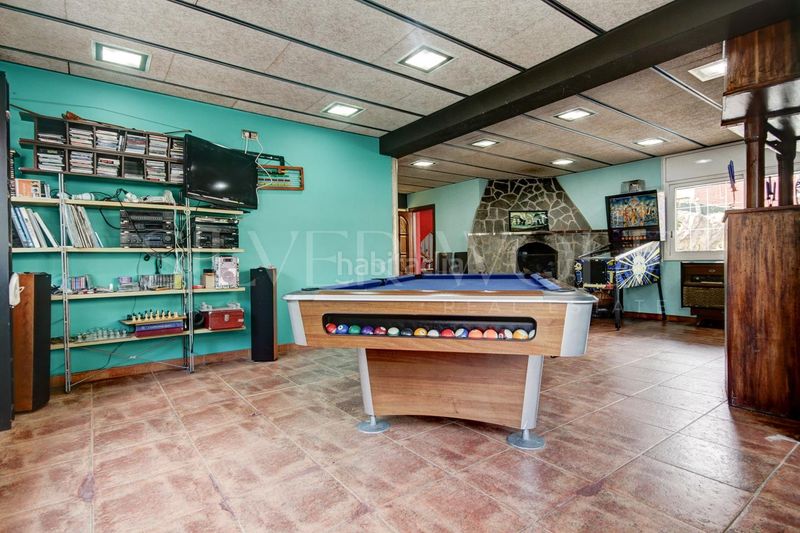 Foto e6e42c0c-c99d-4448-9daa-bcd94ee7a0c5. Casa amb calefacció aparcament piscina a Cervelló