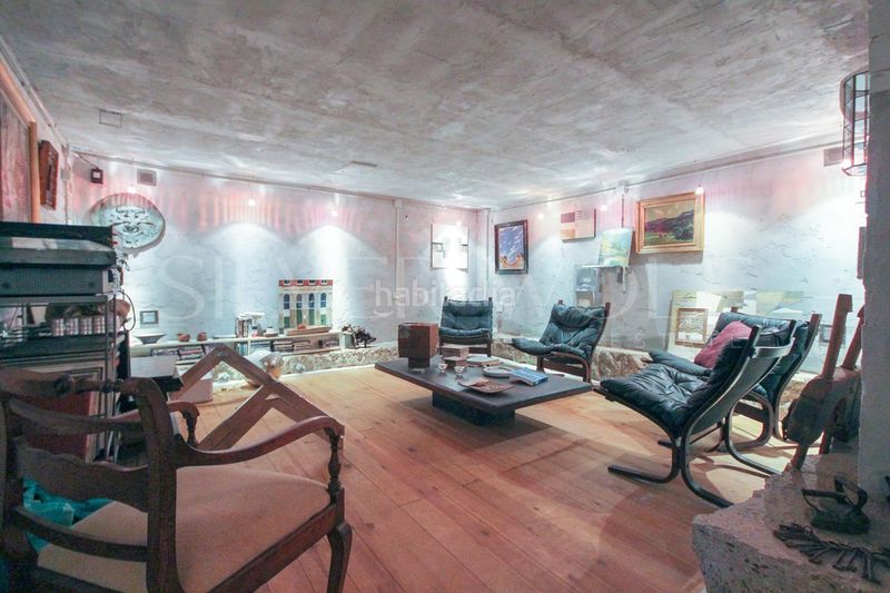 Foto 3e70cde8-7094-4319-88ba-80d199866315. Casa amb calefacció aparcament a Òrrius