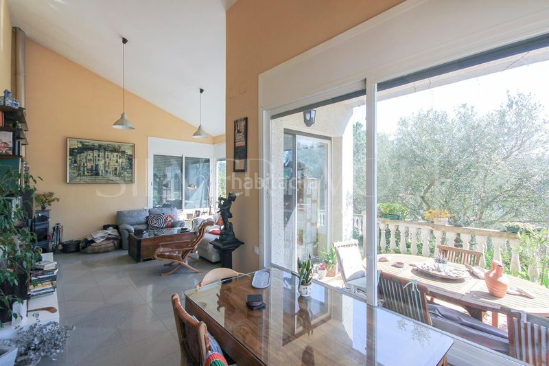 Foto d671e7c5-0f9b-4d64-bddb-32e61383a1eb. Casa amb calefacció aparcament a Òrrius
