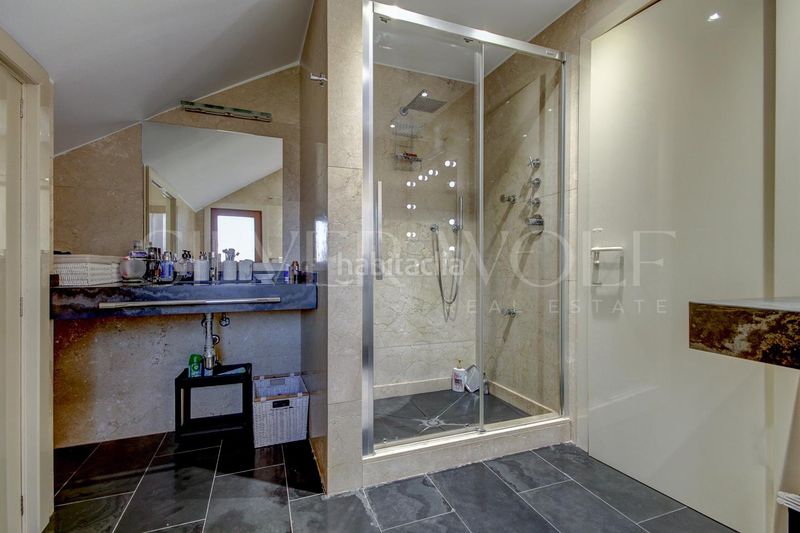 Foto db6d7bf5-d011-45f3-a6b4-934fefdda84d. Casa sofisticada y funcional en Pallejà