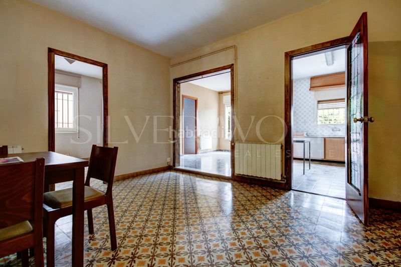 Foto 34e00948-a457-4956-9881-1fb97ba0bad8. Casa amb calefacció a Diagonal-Colomeres Gavà