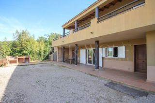 Casa  Arb�s. Una masia dos en uno