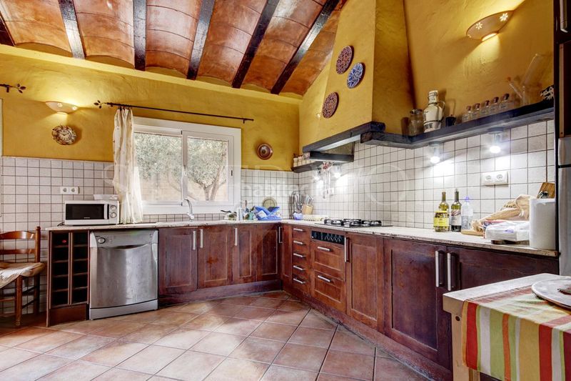 Foto 0b413472-7116-4ad5-a280-c67cae842109. Casa amb calefacció aparcament piscina a Mas Trader-Corral d´En Tort-Corral d´En Cona Cubelles