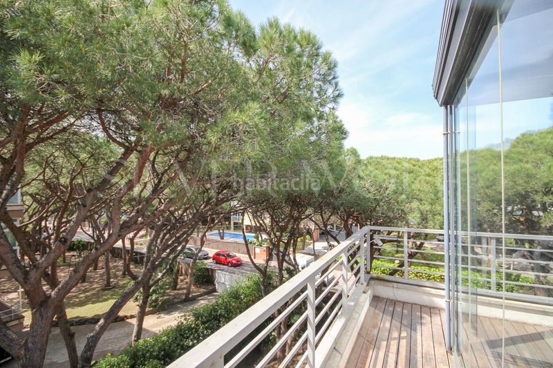 Foto 7e4a42c0-9b4e-4826-a2a2-8c95c2717b7d. Casa amb calefacció aparcament piscina a Gava Mar Gavà