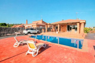 House  De can barcel�. Comodidad en rub�