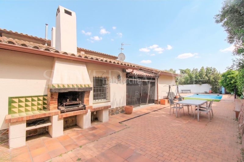 Foto afa9a87f-0ce2-400b-8299-d815ce308503. Casa amb calefacció aparcament piscina a Can Violí - Can Poi del Bosc Garriga (La)