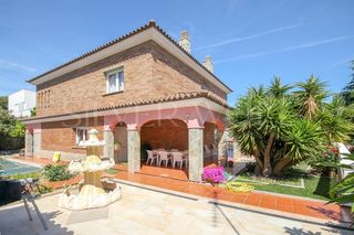 Casa  De l'acàcia. Encanto en mas ram