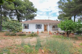 House  Giron�s. Refugio natural