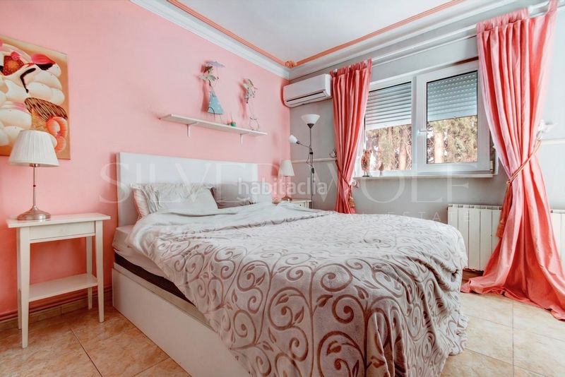Foto 73561ce1-4e98-4a95-87a4-f426d3342b4d. Casa amb calefacció aparcament piscina a Levantina - Montgavina - Quintmar Sitges