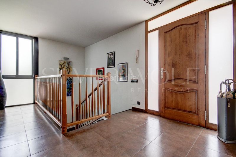 Foto cc803305-97a2-49ff-be9e-c810ec9e6336. Casa amb calefacció aparcament piscina a Corbera de Llobregat