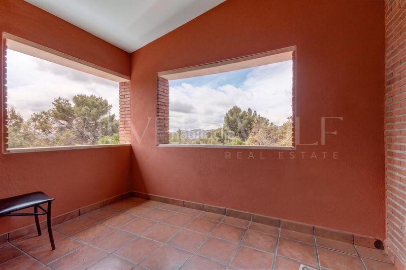 Foto eba633ec-c149-484f-b587-8ffac68c3f6f. Casa amb calefacció aparcament piscina a Corbera de Llobregat