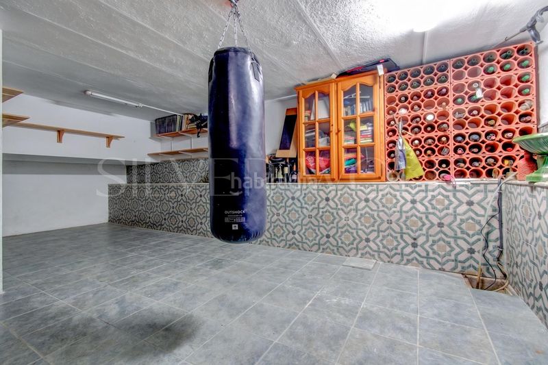 Foto 1868cc80-1a20-4474-9eb2-30639494b022. Casa amb calefacció piscina a Polinyà