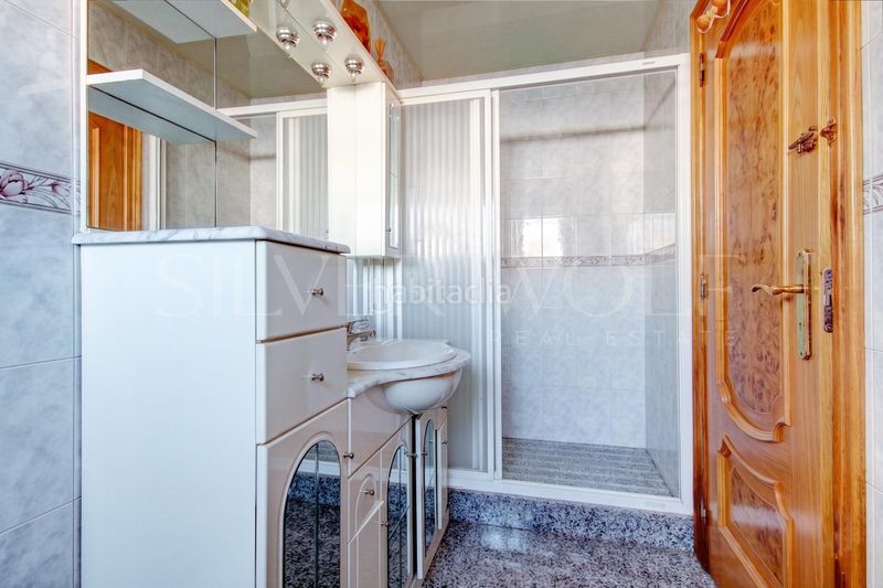 Foto a688ef4b-0166-4353-b73a-a52bc4c6c199. Casa amb calefacció piscina a Polinyà