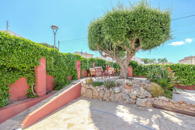 Foto f6bb01b5-4d04-43c6-a7cd-cad83a64e417. Casa amb calefacció piscina a Cunit residencial Cunit