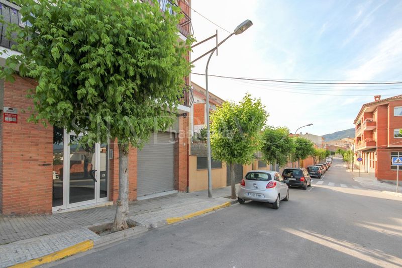 Foto b3cc5cba-8dab-4e7f-8681-fb8d387105ba. Local comercial a Sentmenat