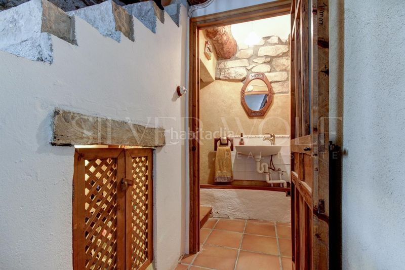 Foto 7a963d43-762a-4019-9d1d-33aa3241a217. Casa adossada a Piles (Les)
