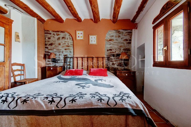 Foto 86f4b74d-8c13-493b-bbf3-3cb2be77d761. Casa adossada a Piles (Les)