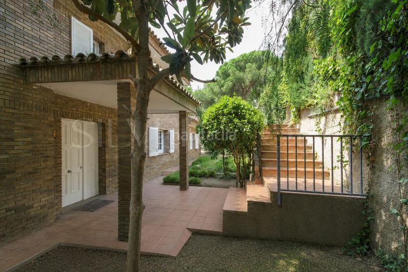 Foto bc812954-5f0b-4c61-b471-ccb5b17e0e3d. Casa amb calefacció aparcament piscina a Cabrera de Mar