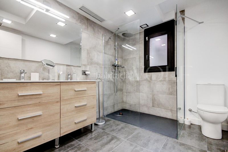 Foto ef4e8247-7279-49c6-b5a7-f2c87e286b05. Casa amb calefacció aparcament piscina a Cervelló