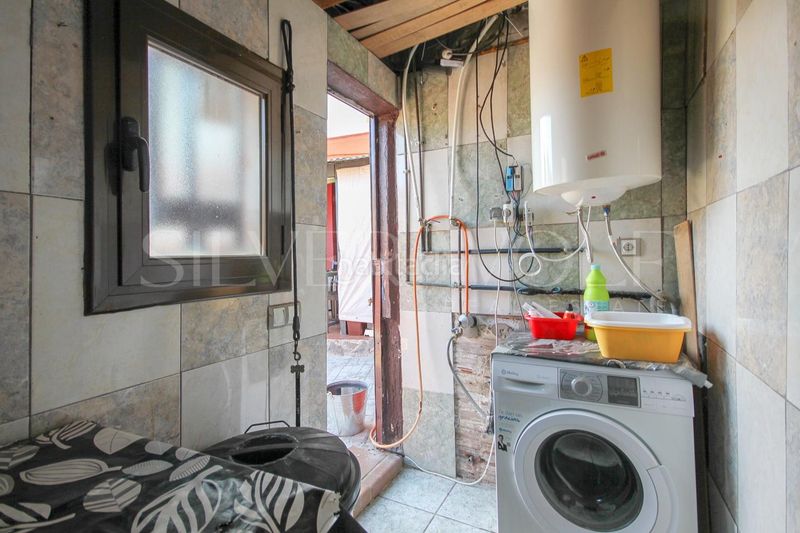 Foto 9a4a8a4b-7092-4cf6-a613-ae1e0612a9ed. Casa amb aparcament piscina a Pontons
