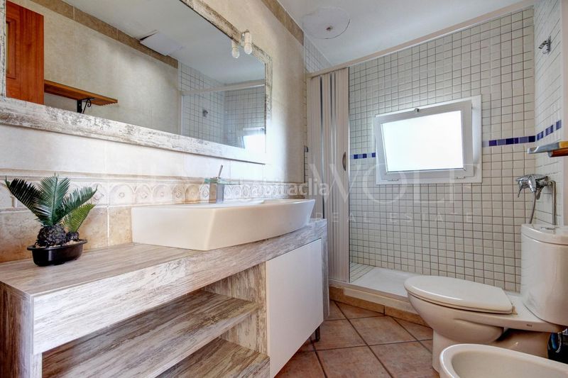 Foto a385b1d0-30b9-4a05-a419-284183c6db37. Casa amb aparcament piscina a Pontons