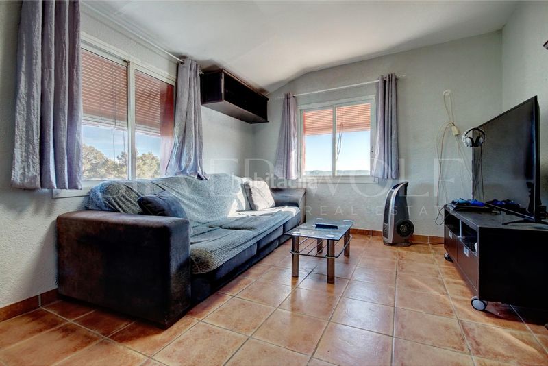 Foto c45da68e-c51a-408f-9972-0e252a6bd4aa. Casa amb aparcament piscina a Pontons