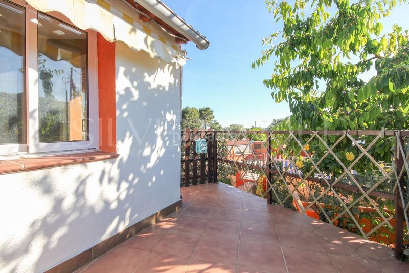Foto cb64a934-8eaf-4a23-8bf9-89a3651b2bf9. Casa amb aparcament piscina a Pontons