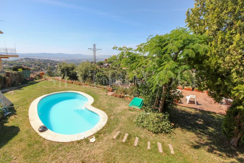 Foto 857ed8b5-40a2-451d-a01f-483a77aaff27. Haus mit heizung parking pool in Ametlla del Vallès (L´)