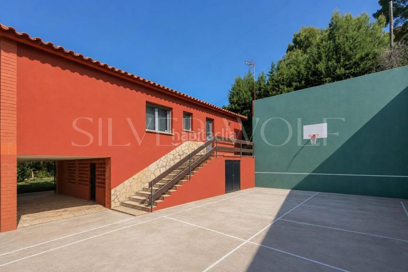 Foto b86fd6f0-7281-449e-9352-6c76254a7a87. Haus mit heizung parking pool in Ametlla del Vallès (L´)