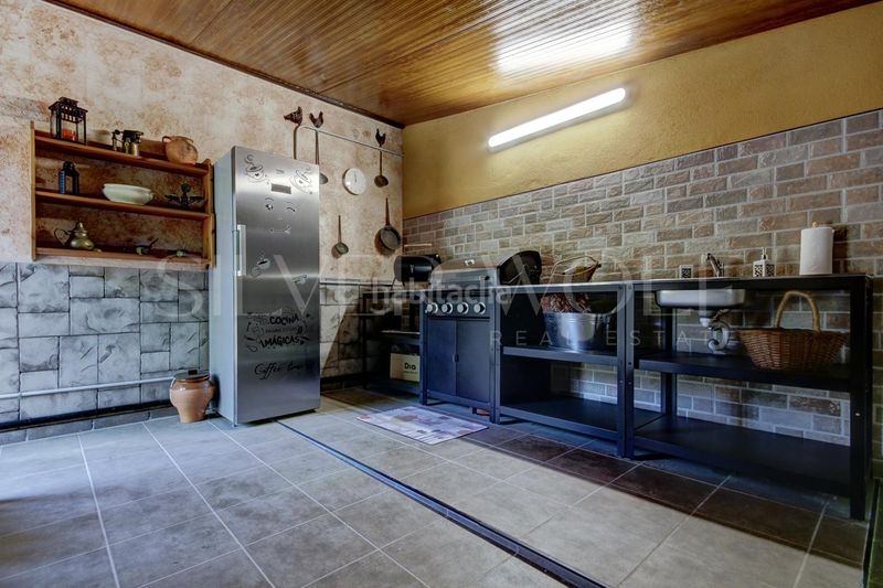 Foto f7c7f10f-93a5-40b5-9f38-a0972198a5de. Casa amb calefacció aparcament piscina a Sant Muç Rubí