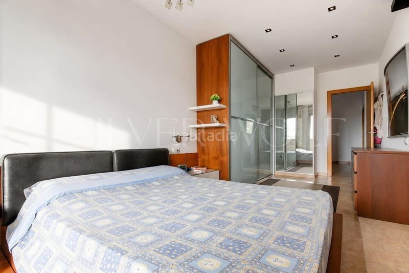Foto a3dd954b-2cf6-4f41-83cb-89efae1e2bdc. Casa aparellada amb aparcament piscina a Montornès del Vallès