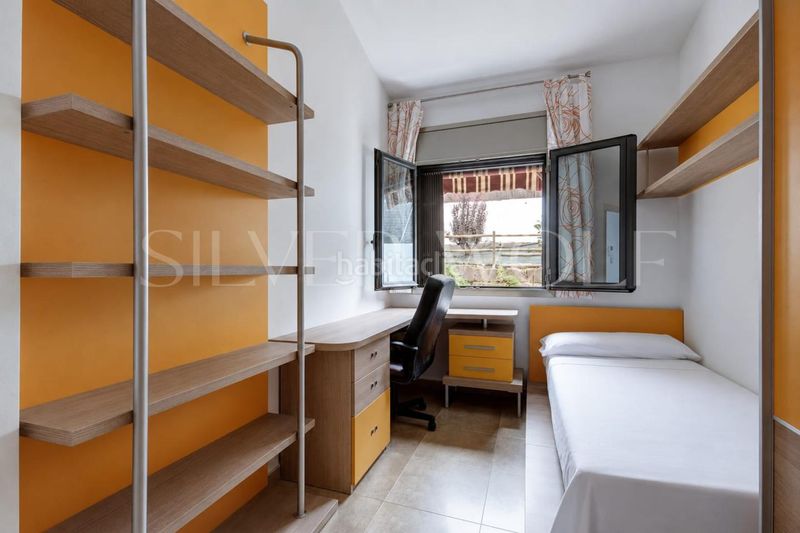 Foto cc6ab165-c2d9-4a51-b1d3-9be9a685dec2. Casa aparellada amb aparcament piscina a Montornès del Vallès