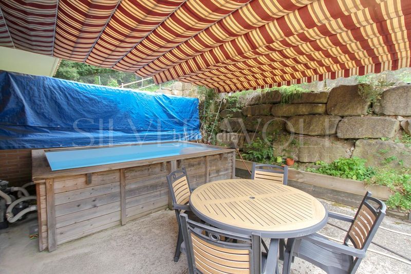 Foto e6833673-4619-4b61-93d7-b46062b3b298. Casa aparellada amb aparcament piscina a Montornès del Vallès