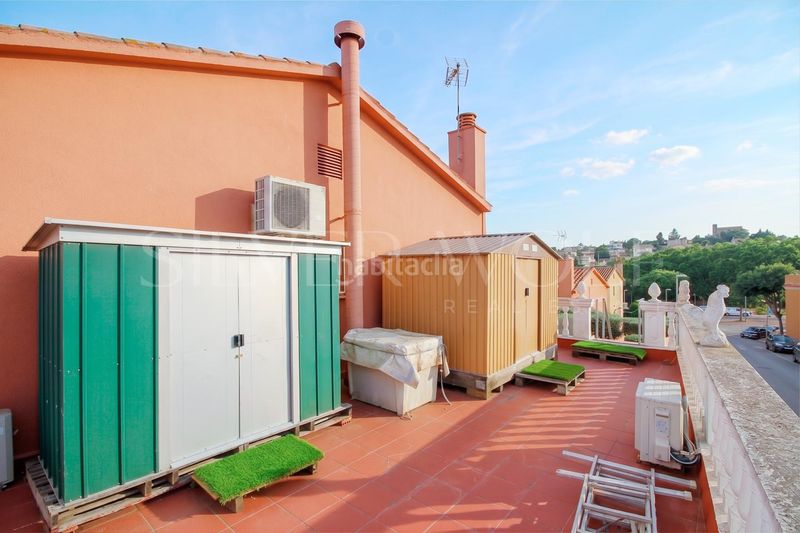 Foto ab6fb858-25bc-41fb-9ef1-5619e6e205ae. Casa adossada amb calefacció a Polinyà